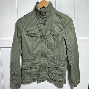 Abercrombie & Fitch kids army green light weight coat